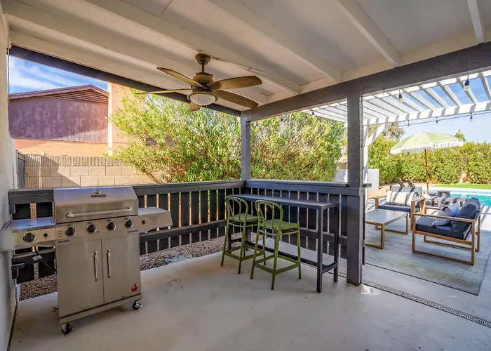 Desert Air 5 Bedroom Sports Court Pool Arcade Hot Tub * Phoenix