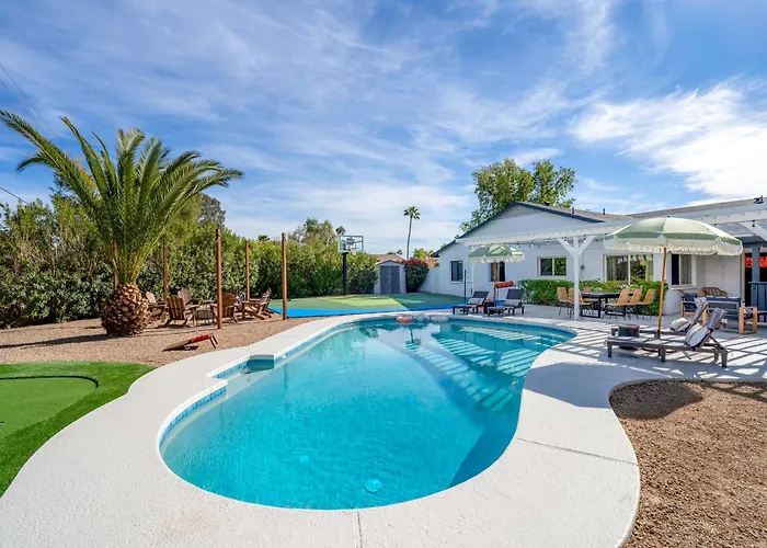 Desert Air 5 Bedroom Sports Court Pool Arcade Hot Tub * Phoenix