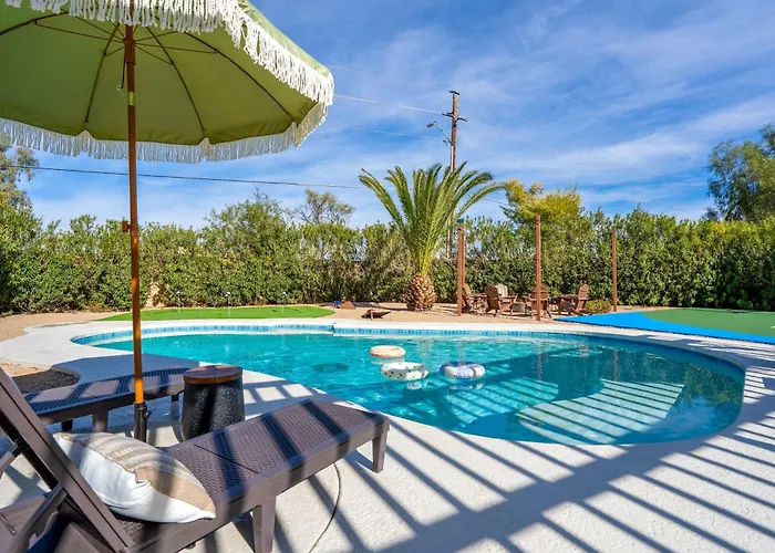 Holiday home Desert Air 5 Bedroom Sports Court Pool Arcade Hot Tub