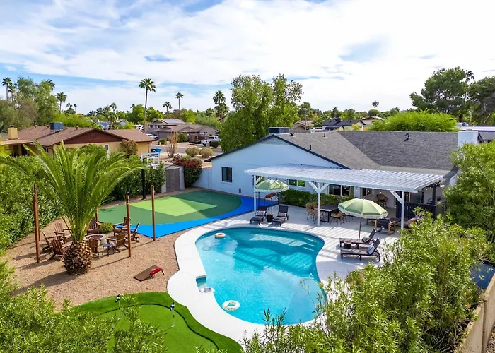 Holiday home Desert Air 5 Bedroom Sports Court Pool Arcade Hot Tub Phoenix
