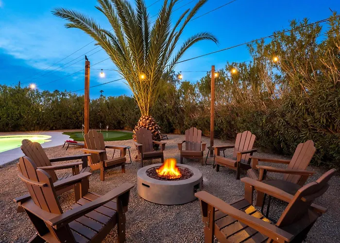 Desert Air 5 Bedroom Sports Court Pool Arcade Hot Tub Holiday home